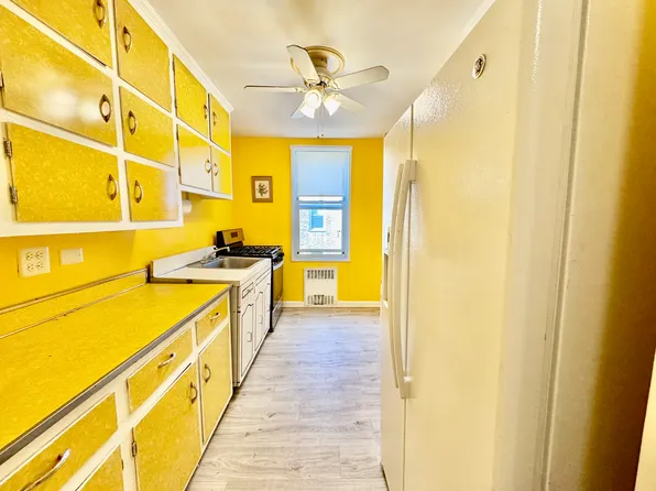 243 Mc Donald Avenue image 8 of 18