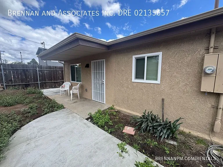 330 Lento Ln — Photo 32