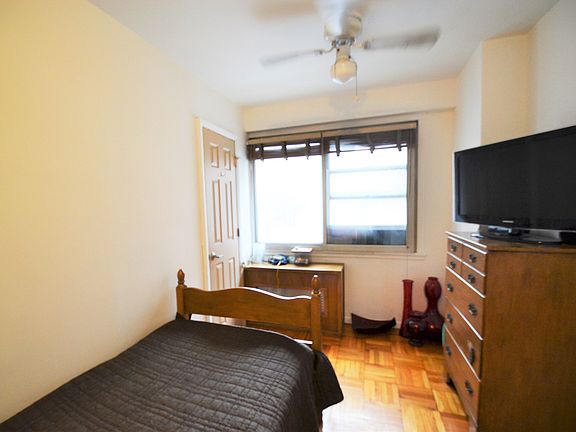 4th image of 430 W 34th St APT 3F