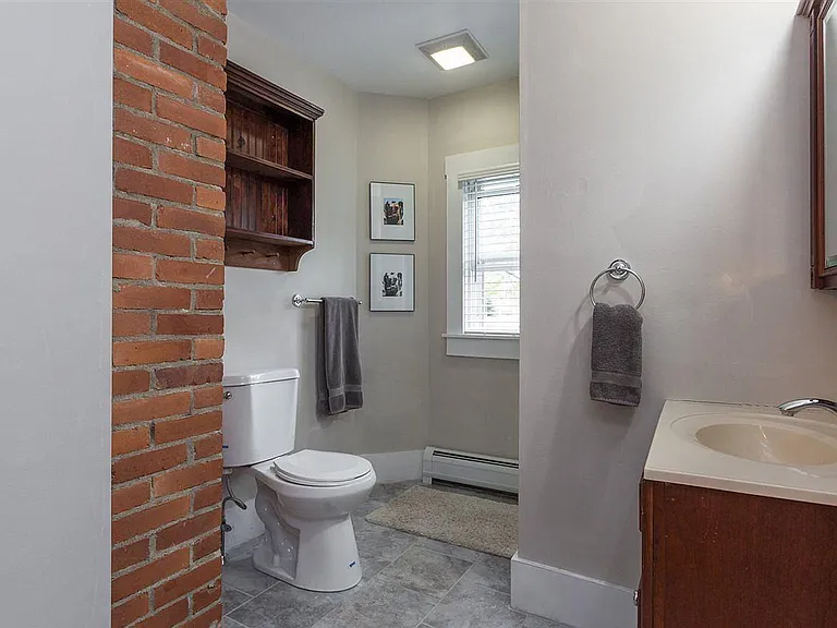 80 Washington St — Photo 7