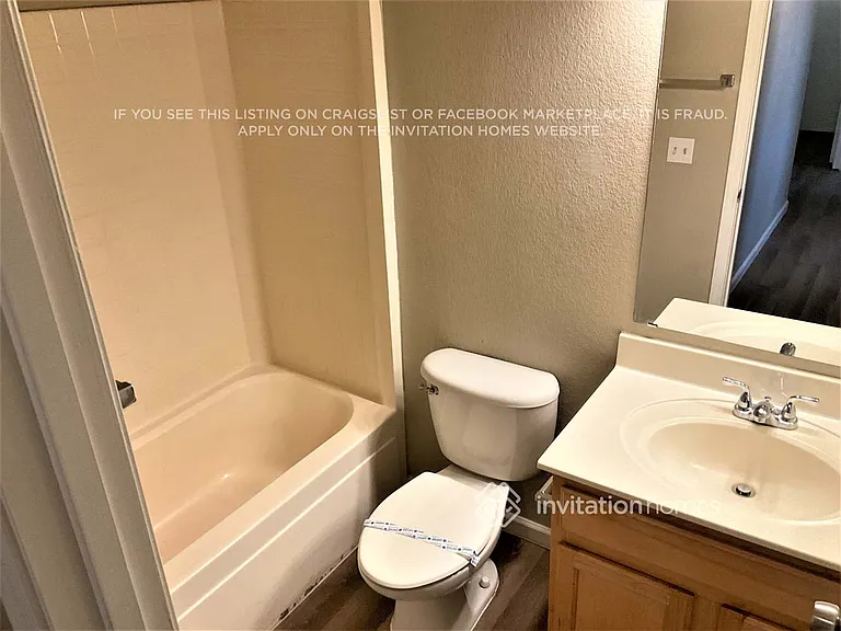 519 N Adelle — Photo 16