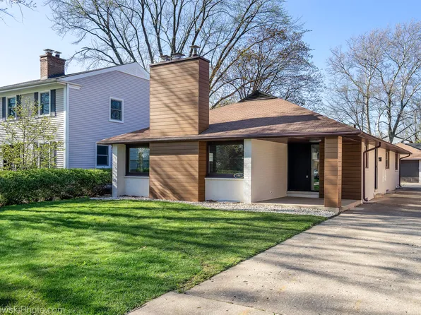 1087 Andean Pl, Highland Park, IL 60035