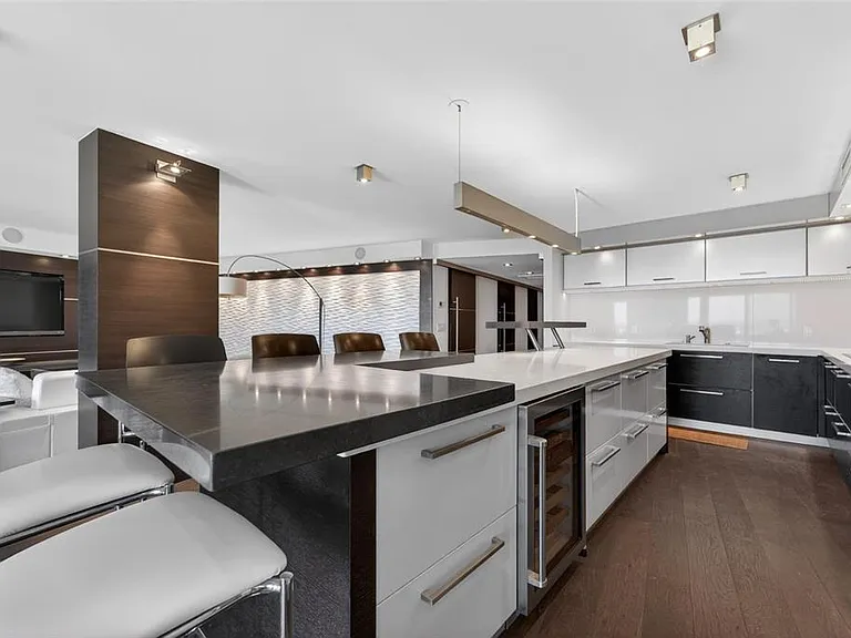 4450 Gulf Blvd #113 — Photo 34