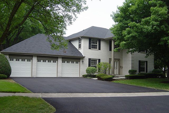 1st image of 117 S Dickinson Dr