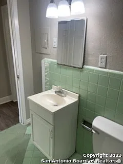 1011 Avant Ave #2 — Photo 6