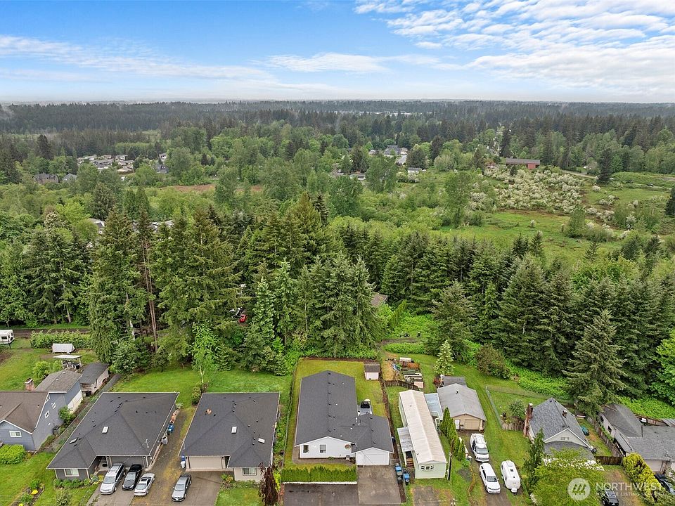 1st image of 32417 2nd Avenue