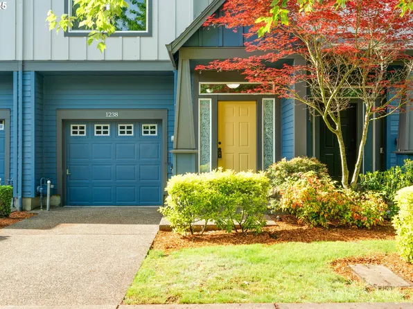 1238 SE Roundelay St, Hillsboro, OR 97123