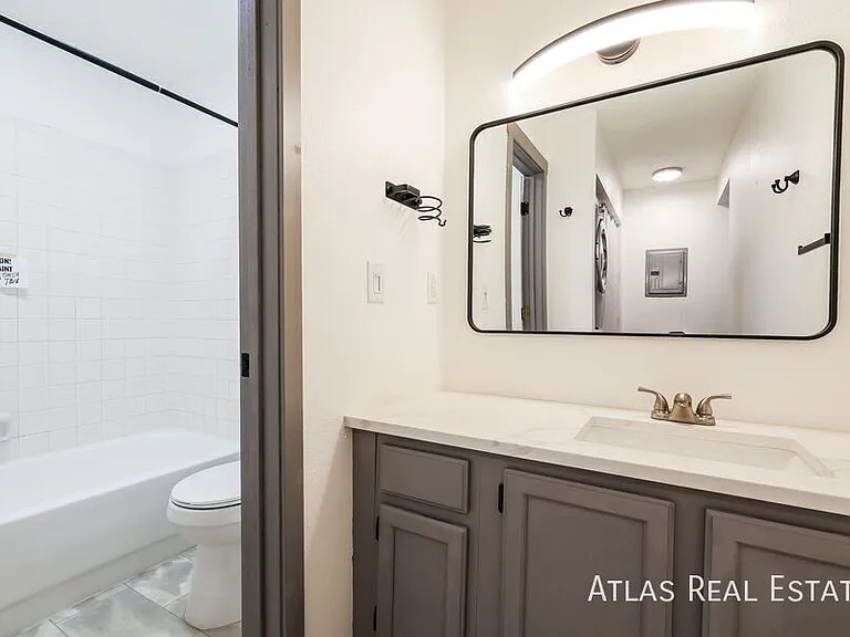 519 Wright St #305 — Photo 12
