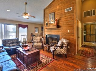 655 Loop 337 APT 503, New Braunfels, TX 78130