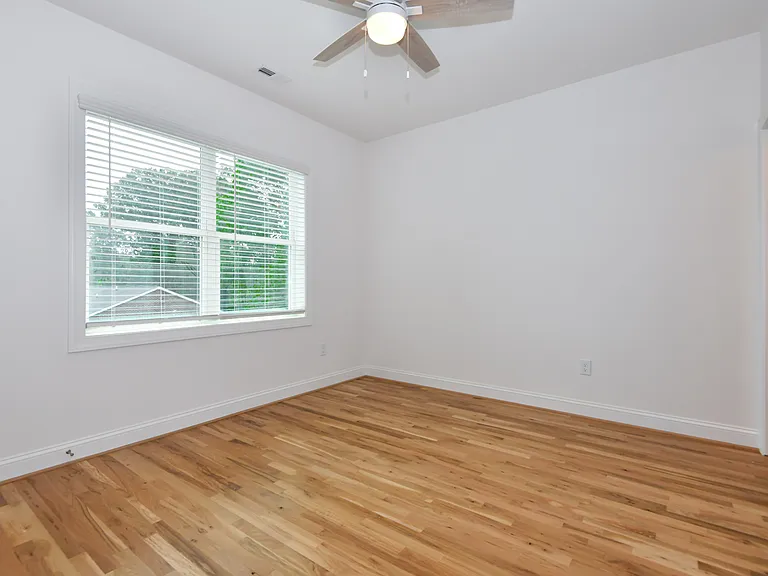 507 S Chapman St — Photo 36