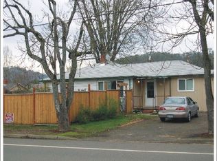 782 NE Newton Creek Dr, Roseburg, OR 97470