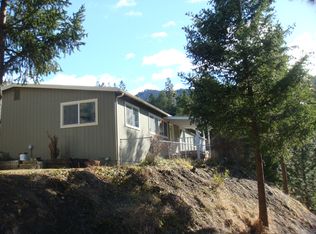 11501 Upper Applegate Rd, Jacksonville, OR 97530
