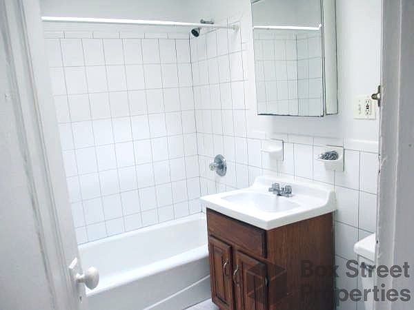 1st image of 2331 21st St #2