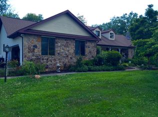 221 Springvale Ln, Rockford, TN 37853