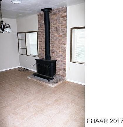 5th image of 516 S 11th St