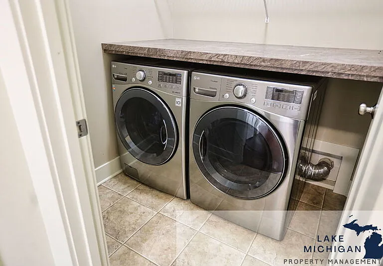 8965 Plantation Dr — Photo 15