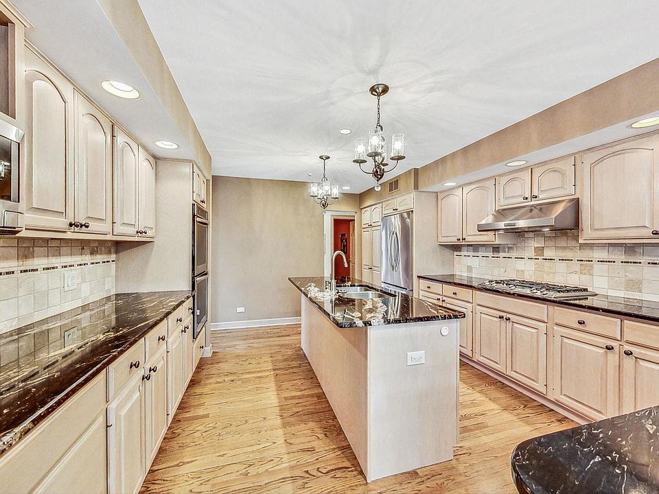 2494 Tall Oaks Dr, Elgin, IL 60123 Zillow