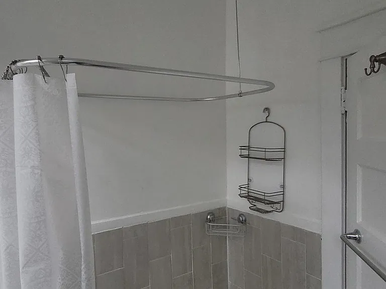 324 Spring St #1 — Photo 19