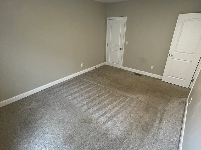 1105 Michigan Ave — Photo 12