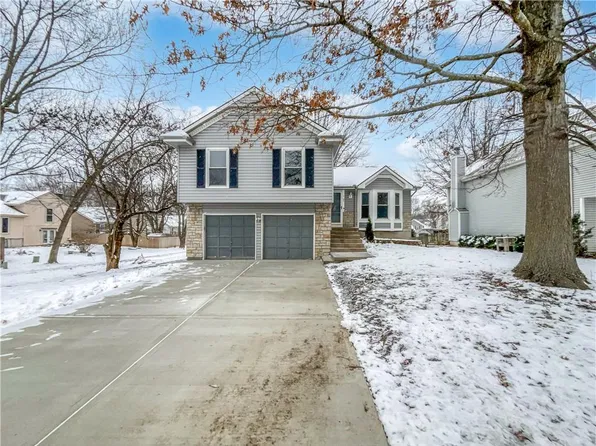1003 N Church St, Olathe, KS 66061