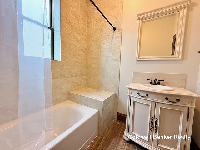 2528 W Iowa 2nd Fl #2ND FL — Photo 10
