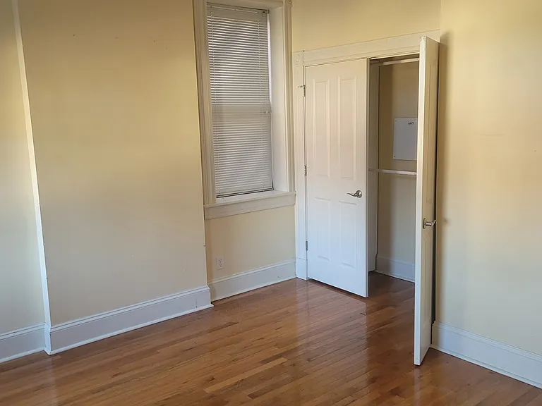 4549-4551 Oakland Ave #4549A — Photo 7
