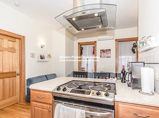 97 Myrtle St #601, Boston, MA 02114