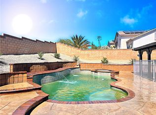 1050 Cactus Dr, Palmdale, CA 93551