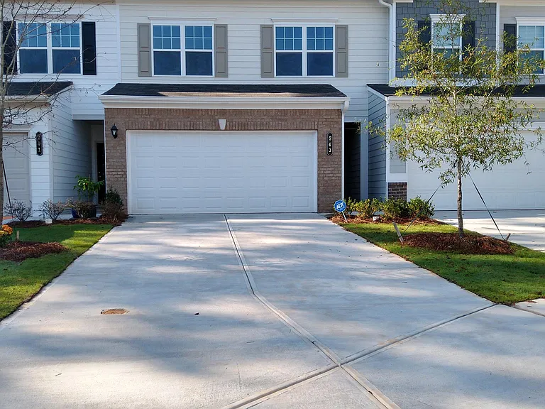 243 Centennial Cir — Photo 43
