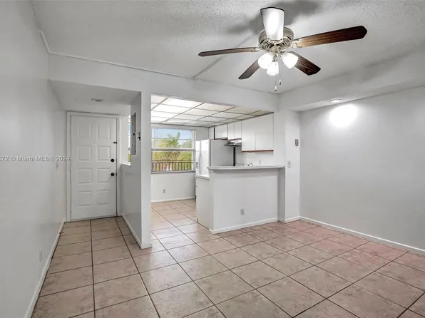 1300 SW 130th Ave APT 404F, Pembroke Pines, FL 33027