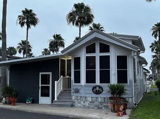 2149 Los Lagos W, Mercedes, TX 78570