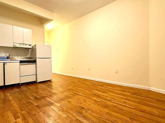 3rd image of 606 8th Ave APT 3A