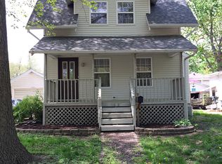 1014 Sumner St, Carlinville, IL 62626