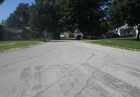 2nd image of 412 Brentwood Blvd
