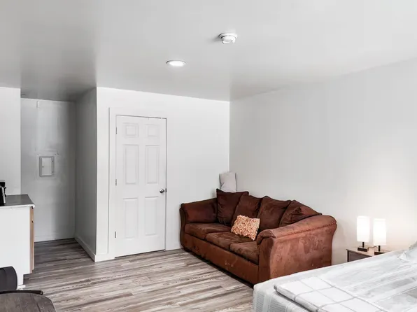 2309 Milford Rd, East Stroudsburg, PA