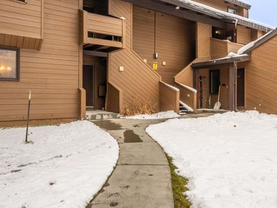 2 Arrowhead Dr #3, Mammoth Lakes, CA, 93546