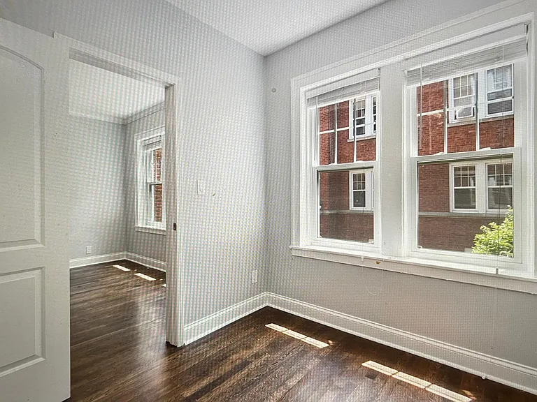 6112 N Winthrop Ave #3 — Photo 8