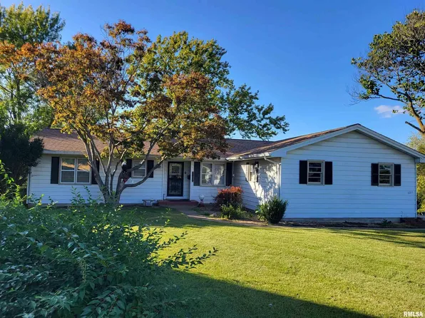 5211 Wyaconda St, Hannibal, MO 63401