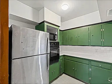 625 Edgecliff Dr — Photo 22
