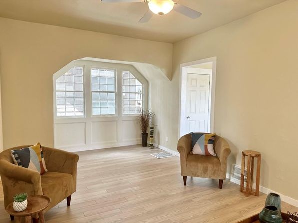 cedar-rapids-iowa-2055682336 picture