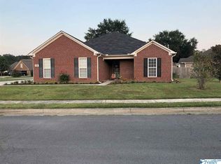 231 Deer Tracks Cir, Owens Cross Roads, AL 35763