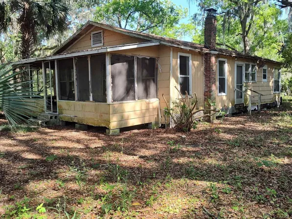 1618 Golf Course Rd, Perry, FL 32348