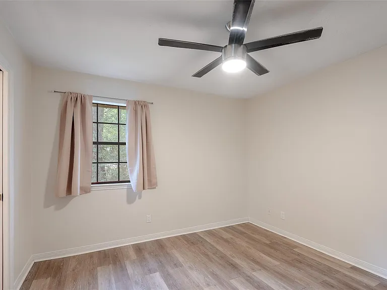 2402 Sycamore Ave #D6 — Photo 21