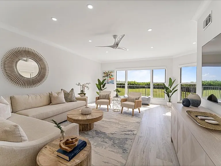 2051 NE Ocean Blvd #C13 — Photo 24