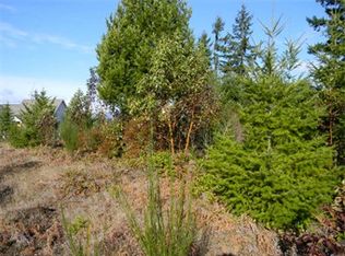 15 NE Air Castle Ln, Belfair, WA 98528