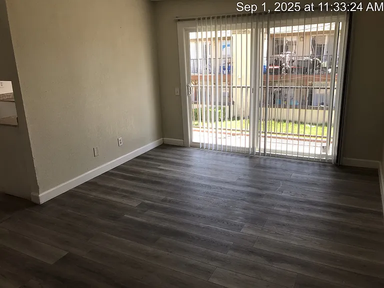 804-850 E Main St #830 — Photo 3