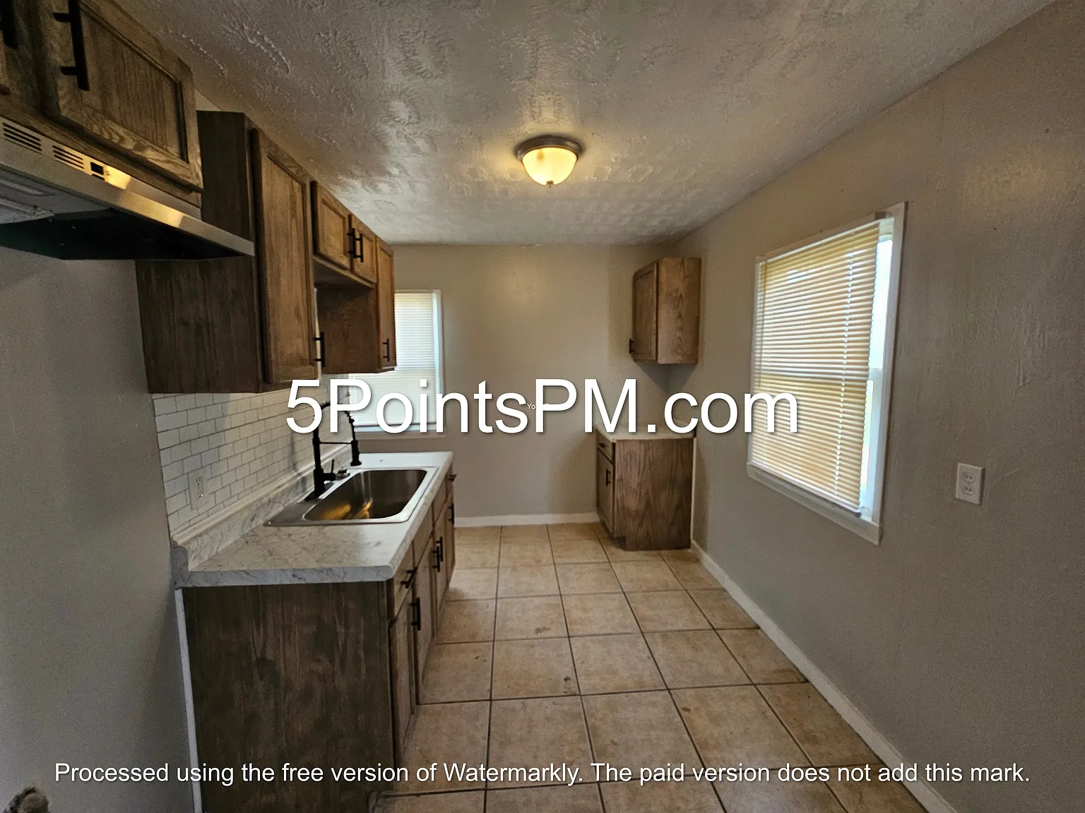 4332 East 143rd St - 1 — Photo 2