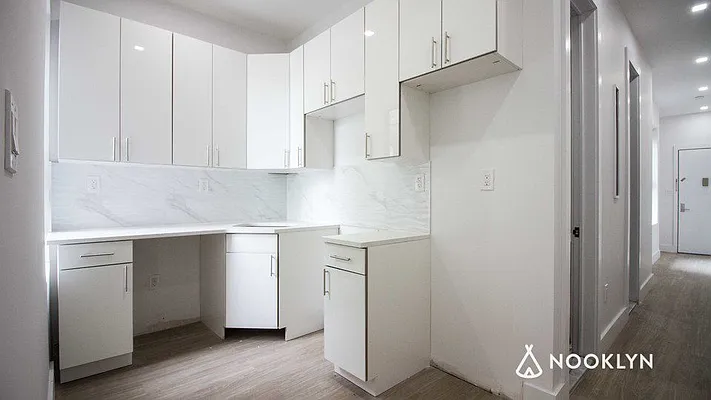 Rented by Nooklyn NYC LLC | media 28