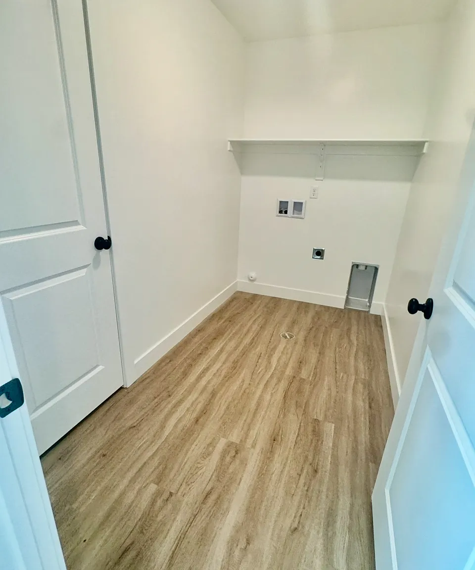 5645 South Aaron Lane - 1 — Photo 2
