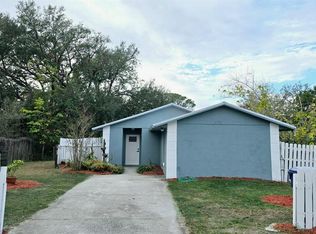 678 Howey Rd, Groveland, FL 34736